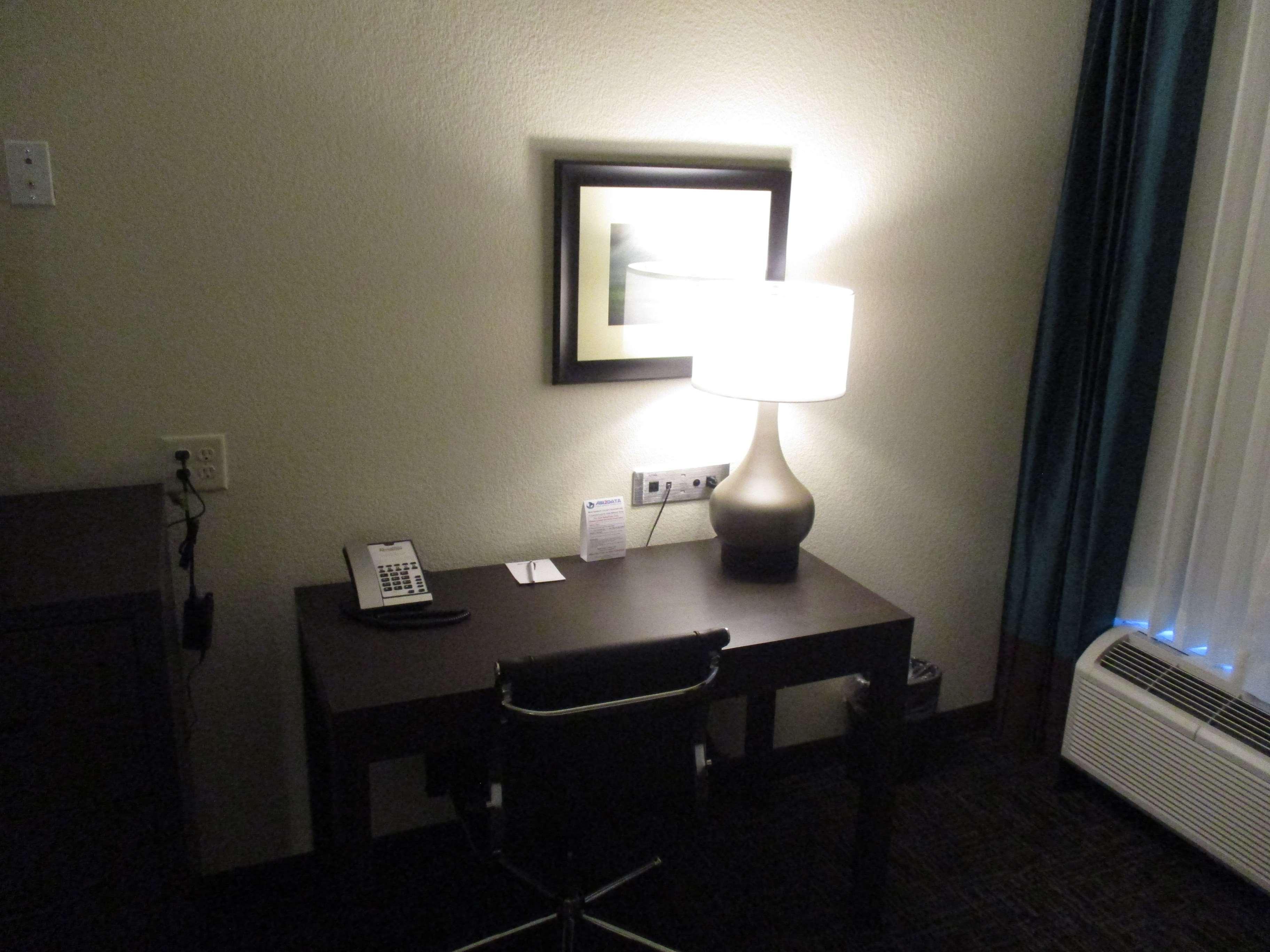Best Western Plus/Executive Residency אלק סיטי מראה חיצוני תמונה