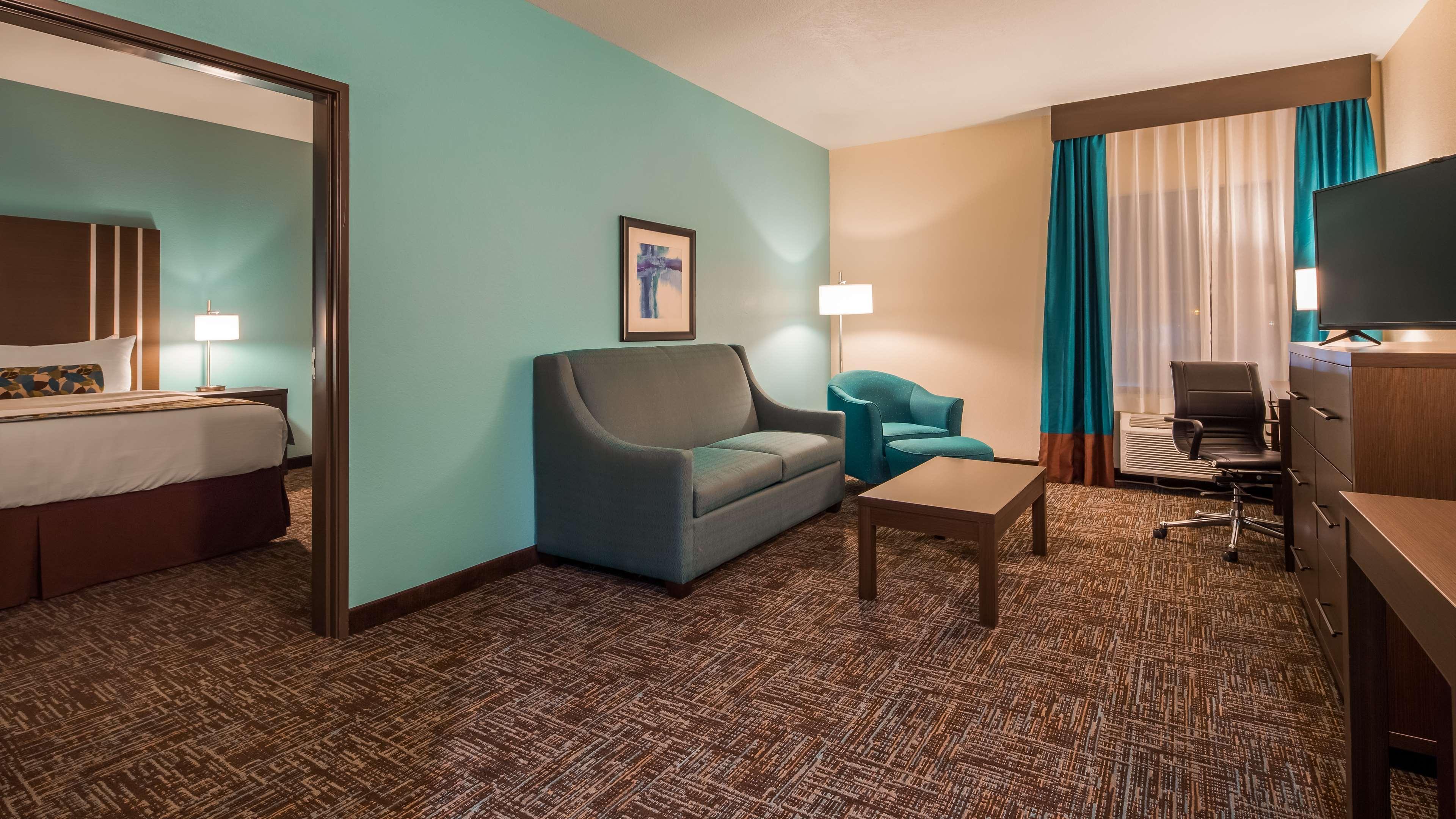 Best Western Plus/Executive Residency אלק סיטי מראה חיצוני תמונה