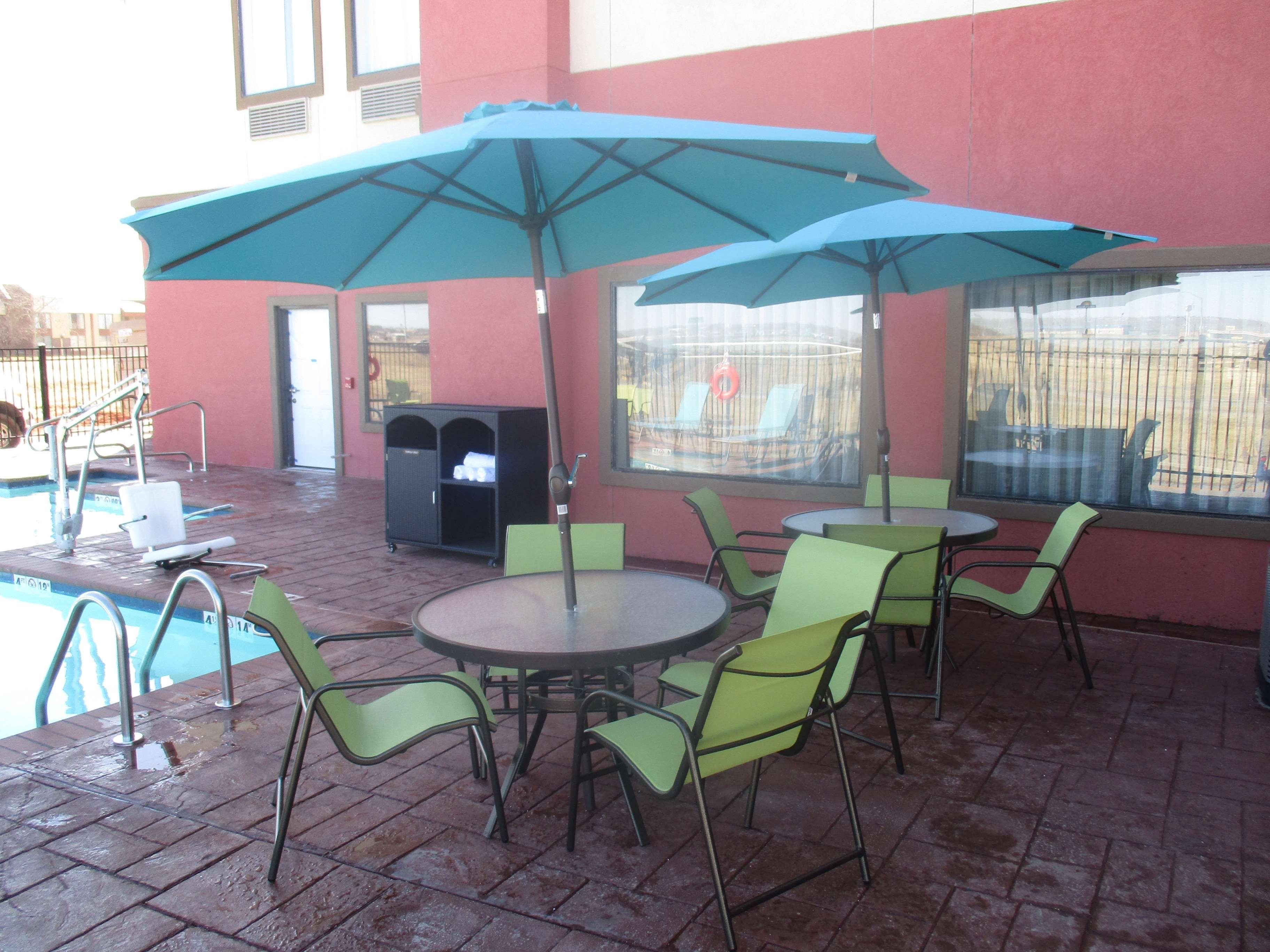 Best Western Plus/Executive Residency אלק סיטי מראה חיצוני תמונה