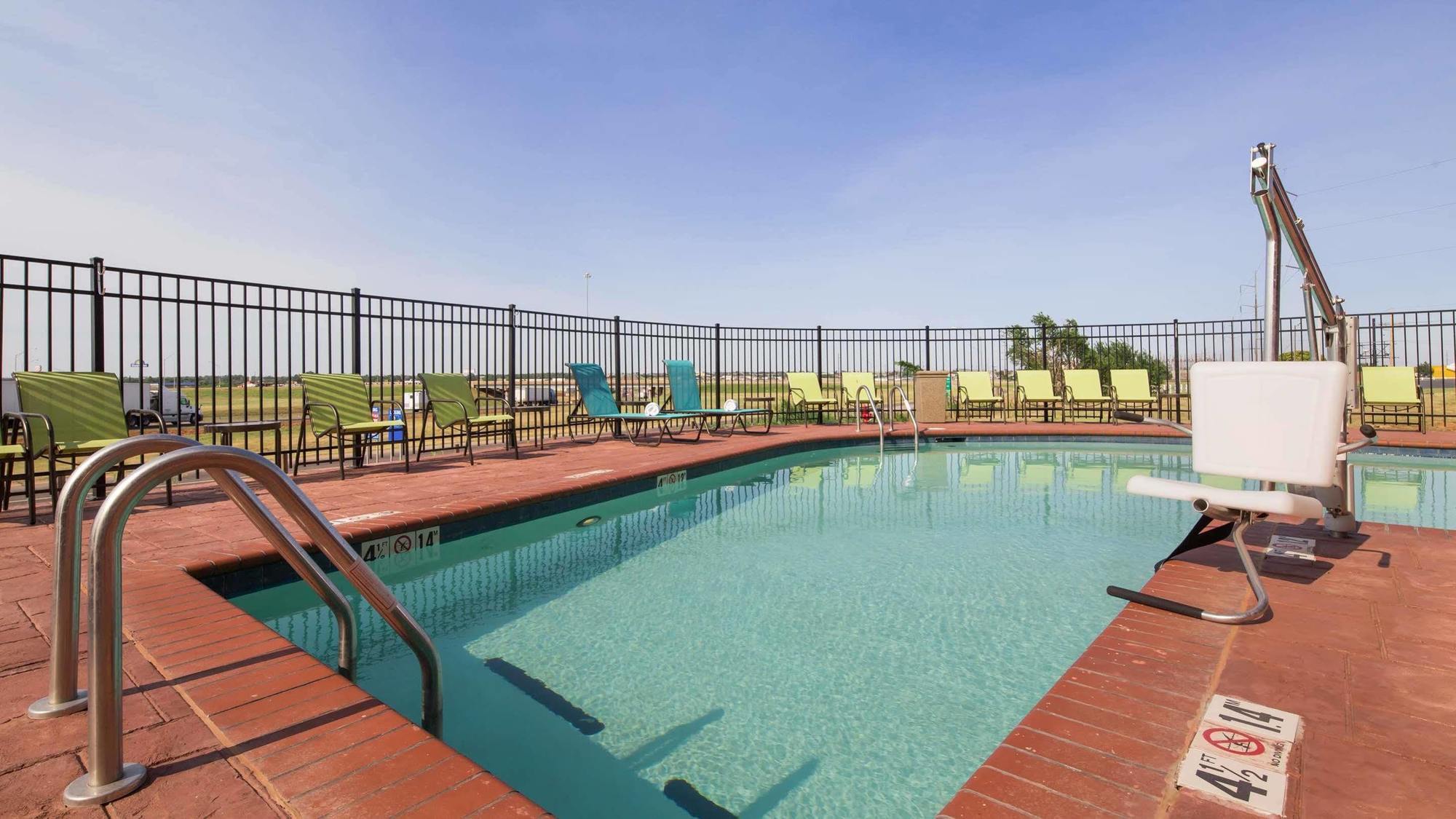 Best Western Plus/Executive Residency אלק סיטי מראה חיצוני תמונה
